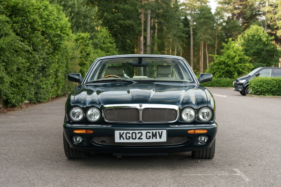2002 Jaguar X308 XJR - Image 2 of 31