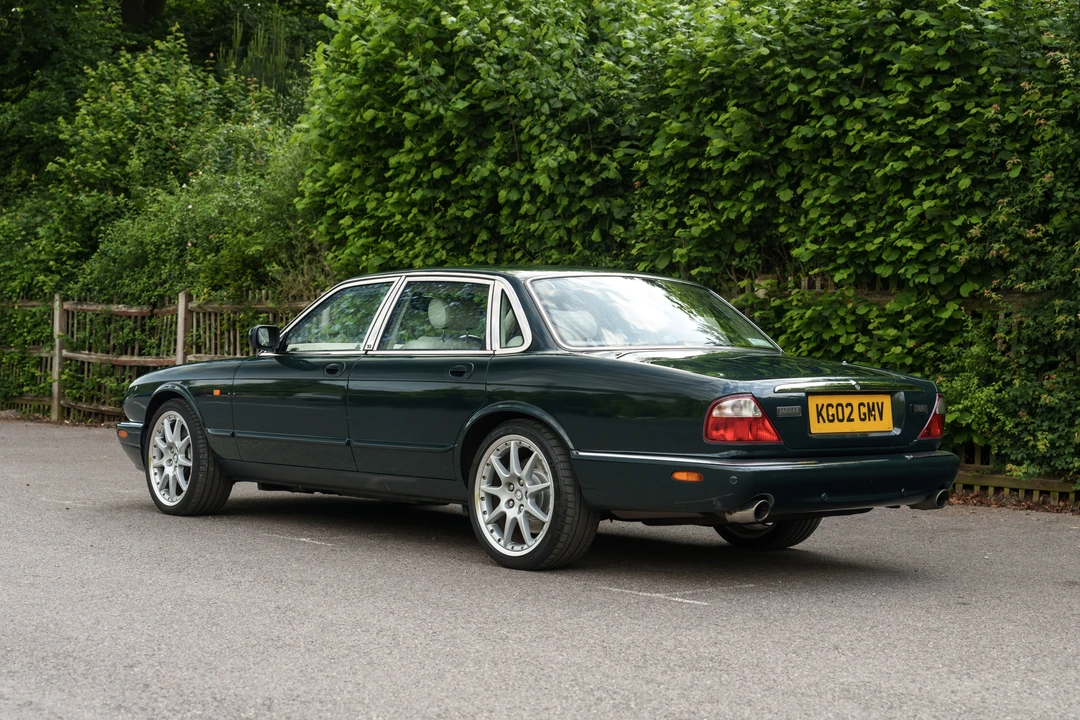 2002 Jaguar X308 XJR - Image 5 of 31