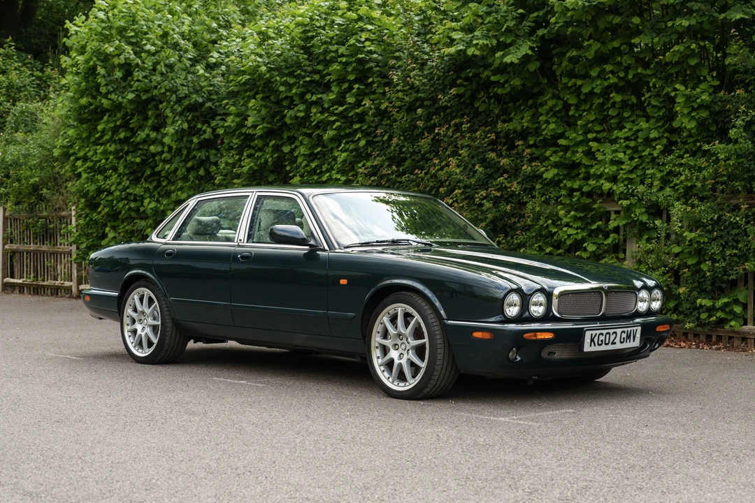 2002 Jaguar X308 XJR - Image 9 of 31