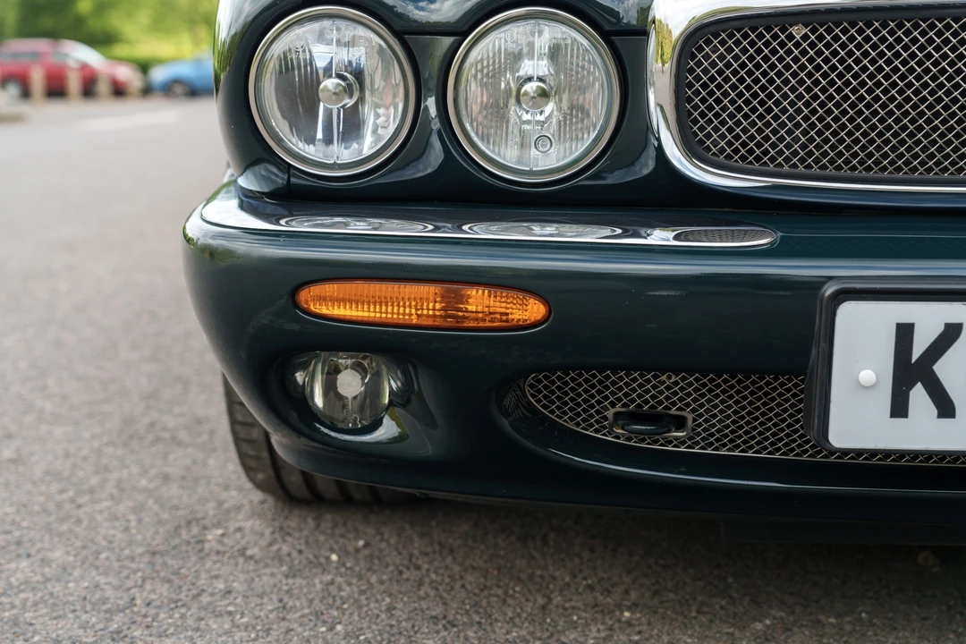 2002 Jaguar X308 XJR - Image 16 of 31