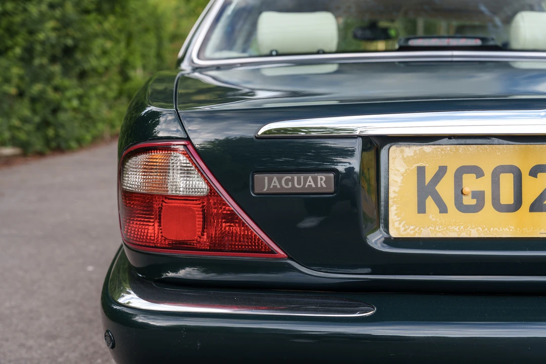2002 Jaguar X308 XJR - Image 31 of 31