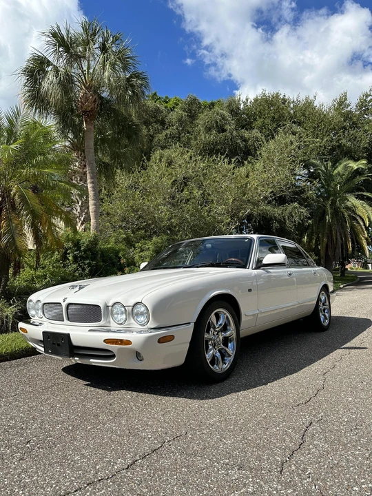 2002 Jaguar X308 XJR - Image 3 of 31