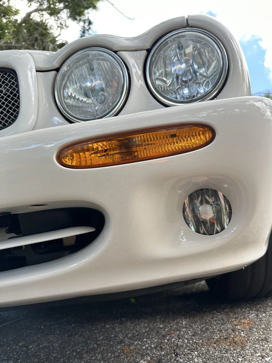 2002 Jaguar X308 XJR - Image 17 of 31