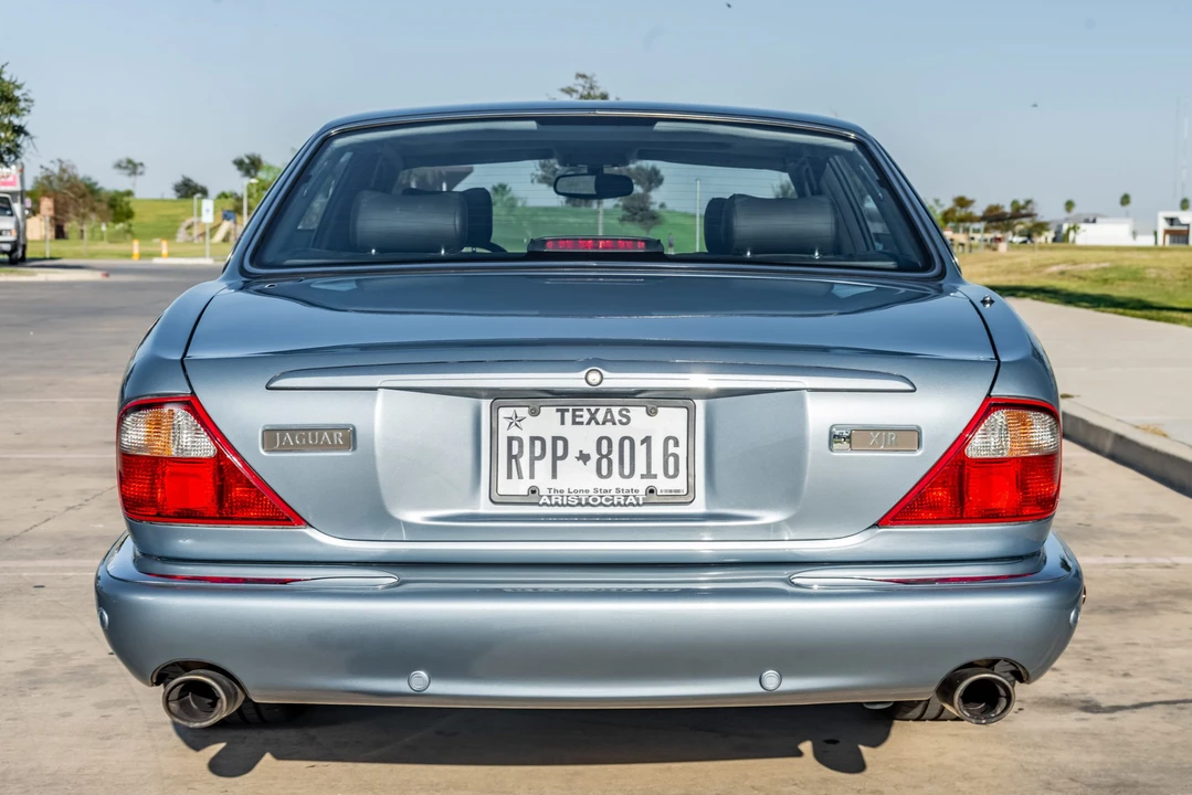 2002 Jaguar X308 XJR - Image 4 of 31