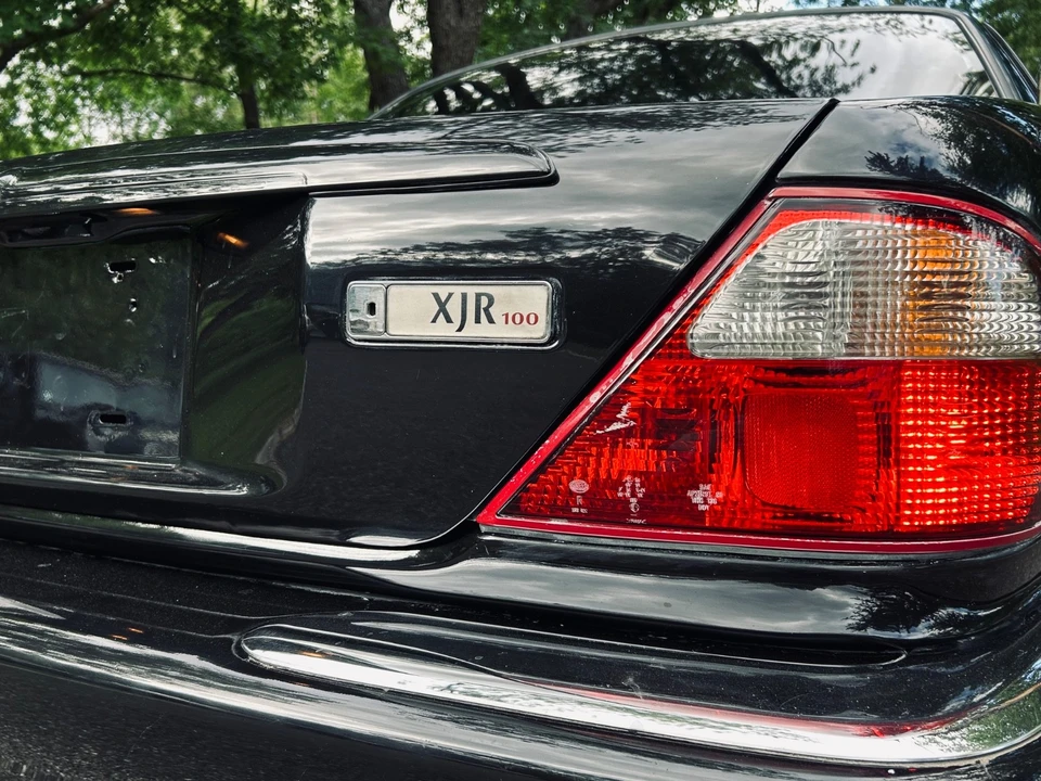2002 Jaguar X308 XJR - Image 4 of 31