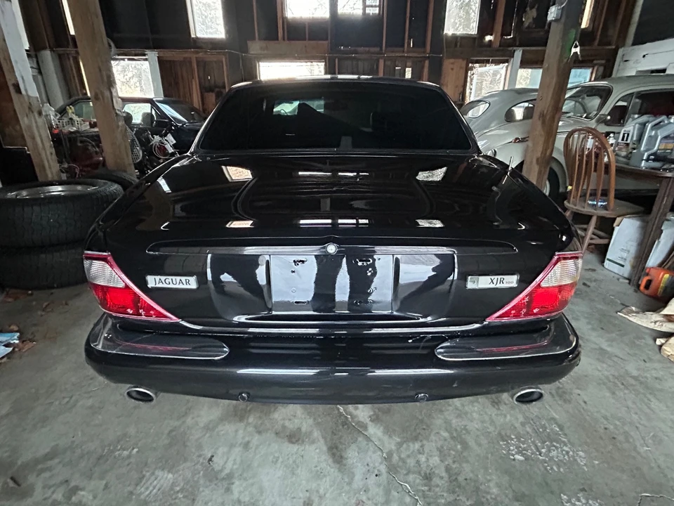 2002 Jaguar X308 XJR - Image 14 of 21
