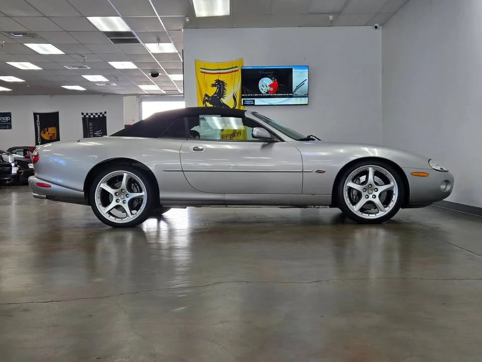 2002 Jaguar X100 XK8 - Image 10 of 11