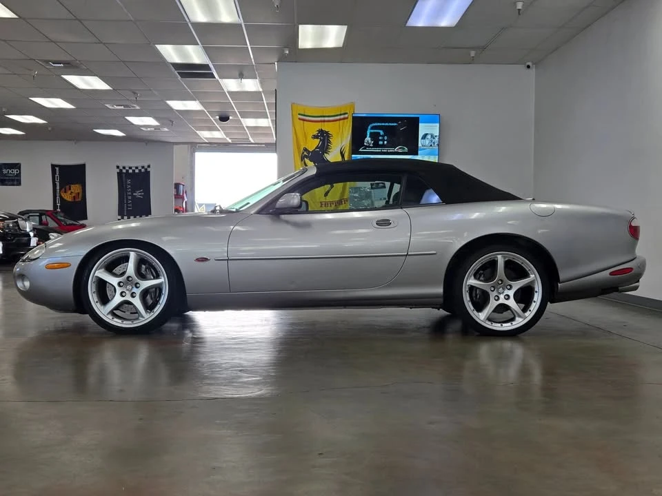 2002 Jaguar X100 XK8 - Image 6 of 11