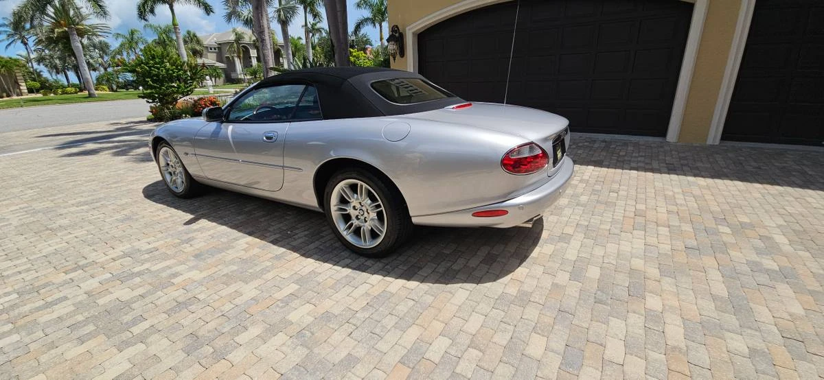 2002 Jaguar XK - Image 15 of 18