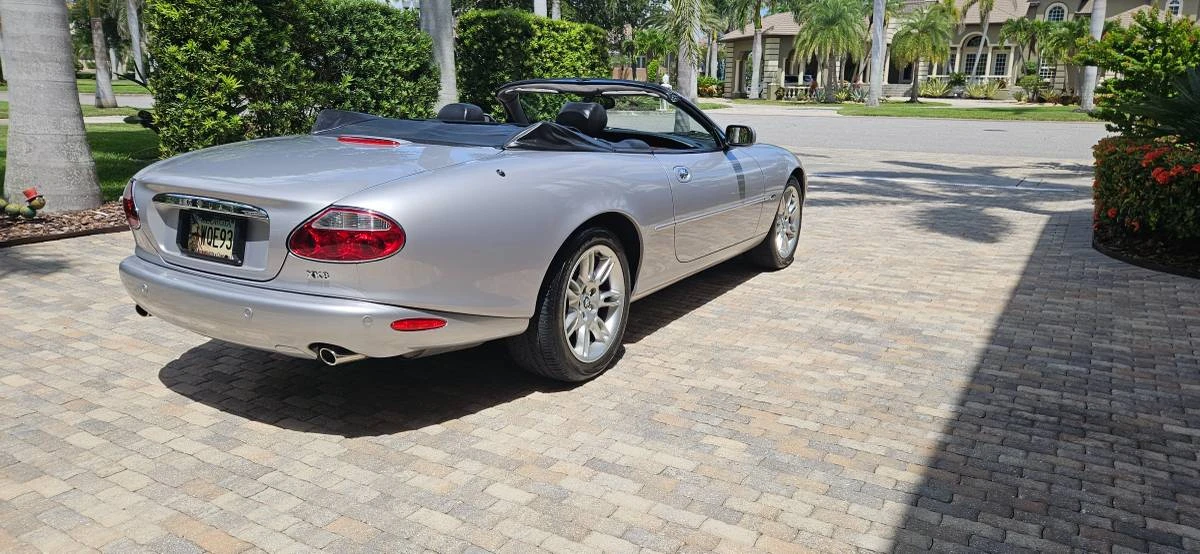 2002 Jaguar XK - Image 5 of 18