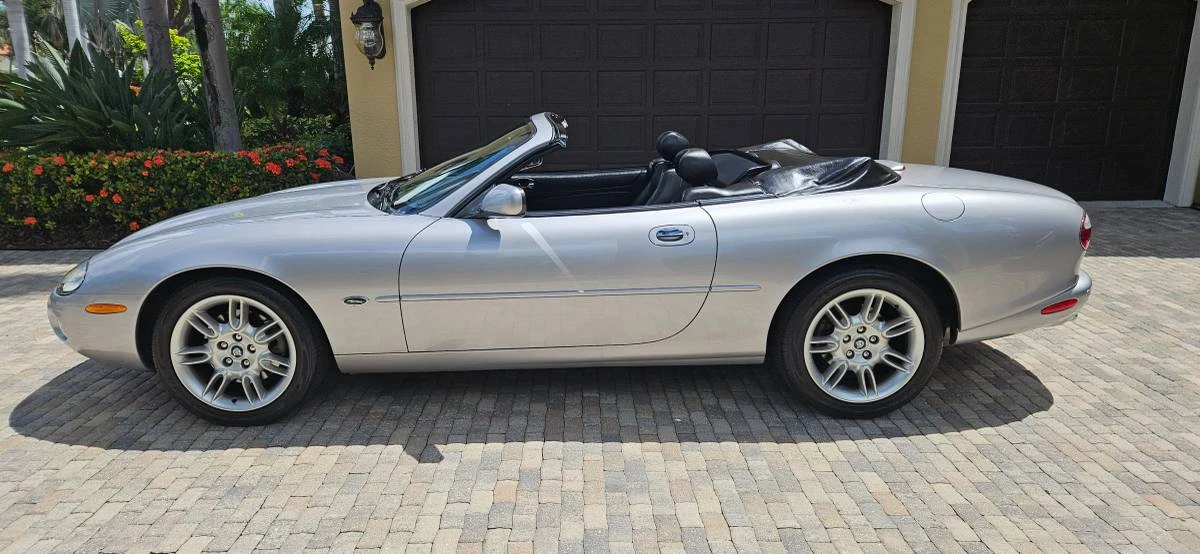 2002 Jaguar XK - Image 3 of 18
