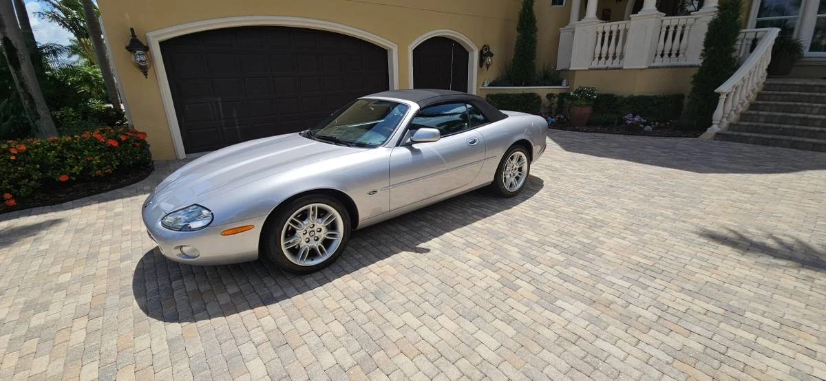 2002 Jaguar XK - Image 14 of 18