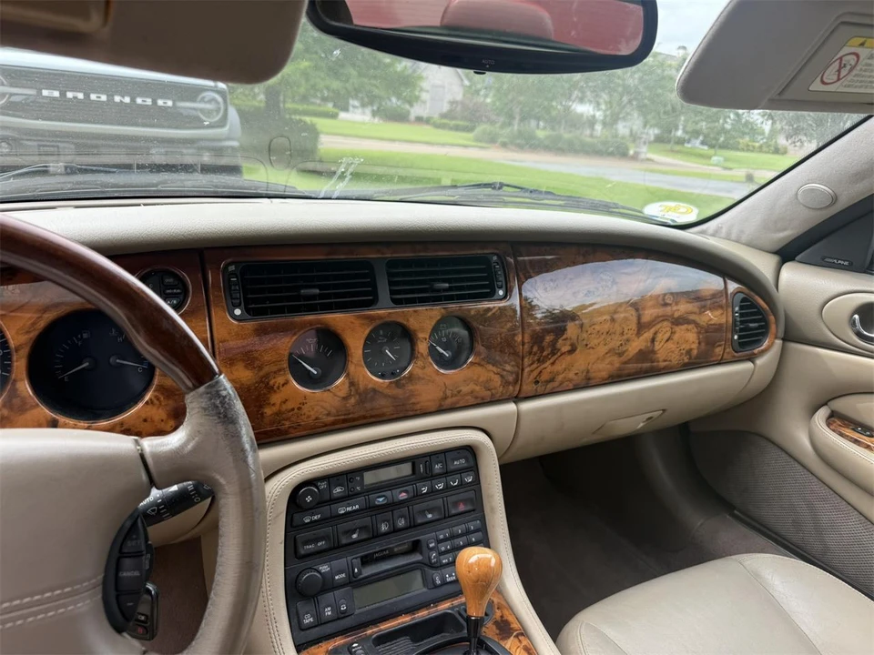2002 Jaguar X100 XK8 - Image 6 of 10