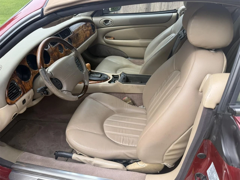 2002 Jaguar X100 XK8 - Image 5 of 10