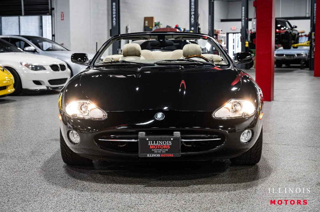 2002 Jaguar X100 XK8 - Image 8 of 21