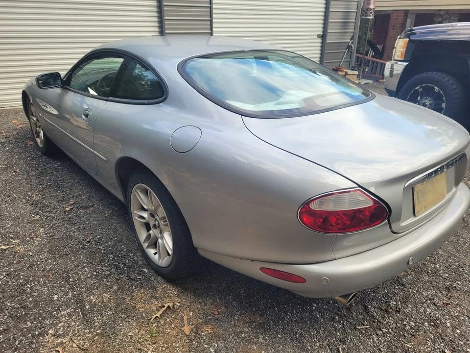 2002 Jaguar X100 XK8 - Image 4 of 11