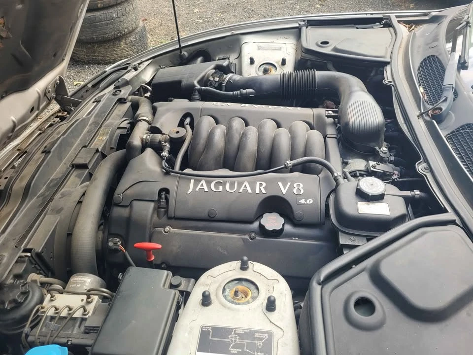 2002 Jaguar X100 XK8 - Image 10 of 11