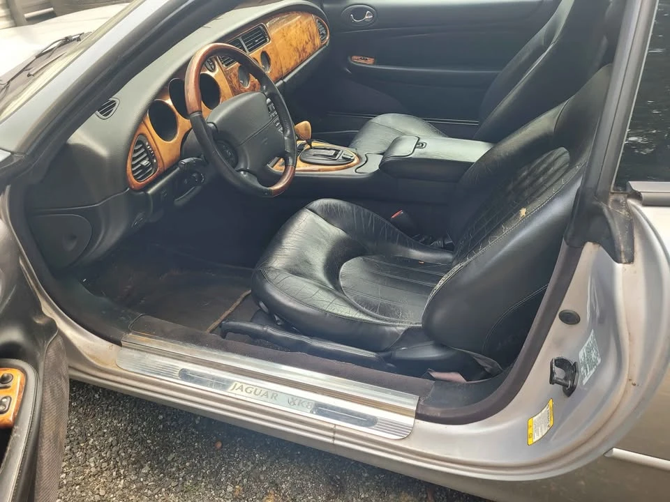 2002 Jaguar X100 XK8 - Image 7 of 11