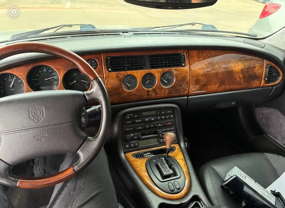 2002 Jaguar XK - Image 5 of 5