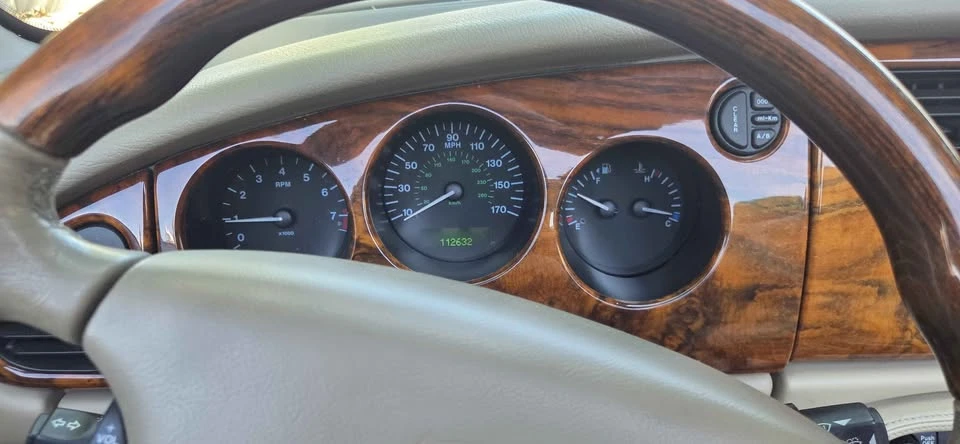 2002 Jaguar X100 XK8 - Image 12 of 12