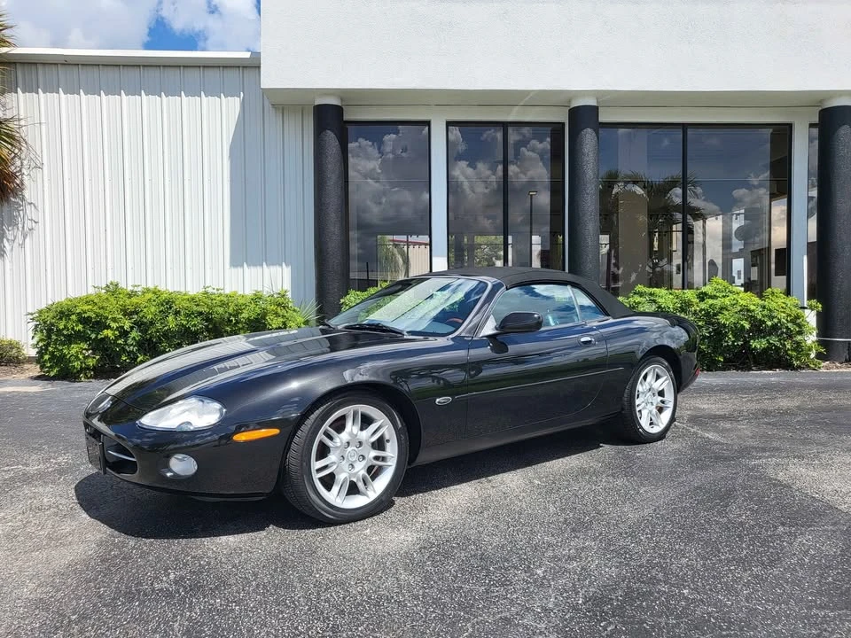 2002 Jaguar X100 XK8 - Image 12 of 20