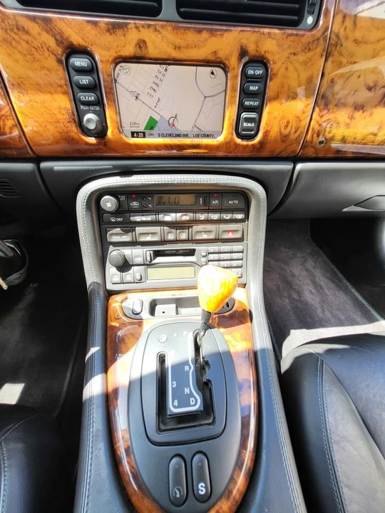 2002 Jaguar X100 XK8 - Image 17 of 20