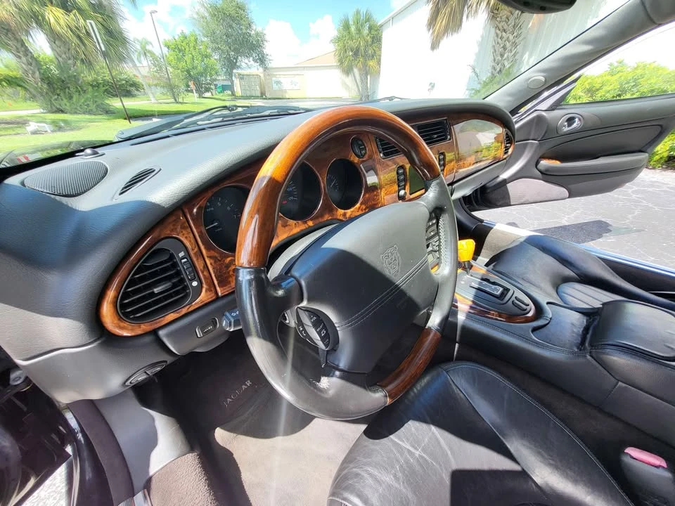 2002 Jaguar X100 XK8 - Image 15 of 20