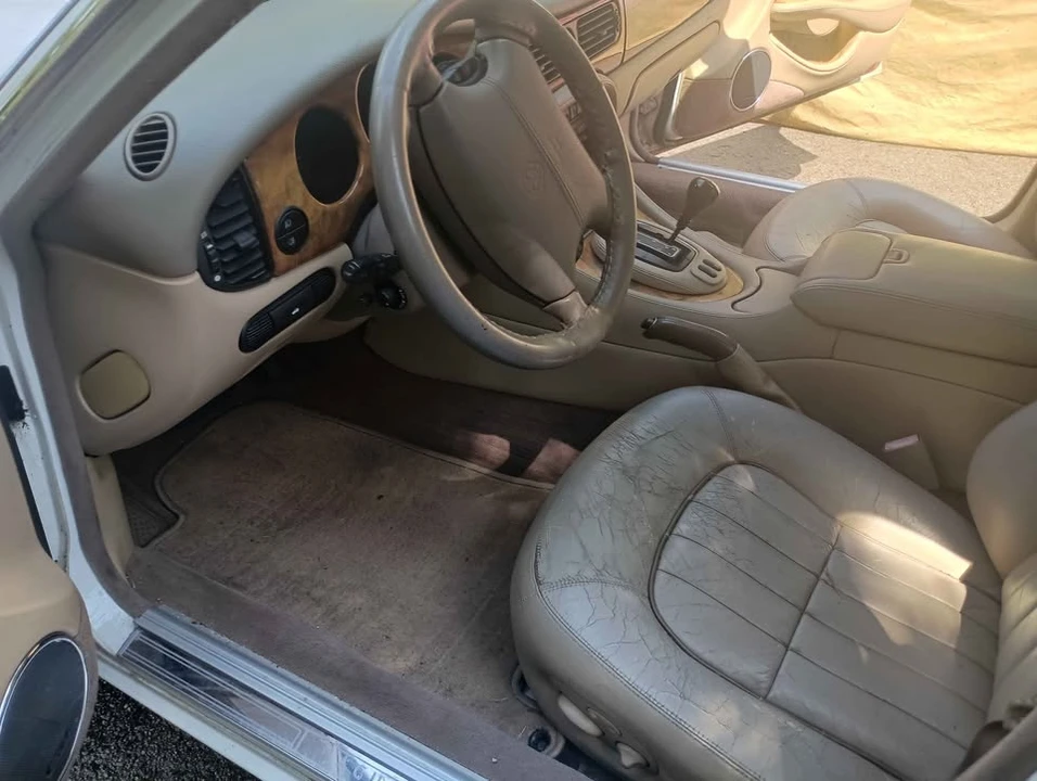 2002 Jaguar X100 XK8 - Image 14 of 14