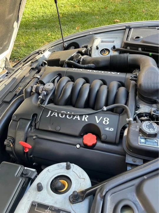 2002 Jaguar X100 XK8 - Image 4 of 6