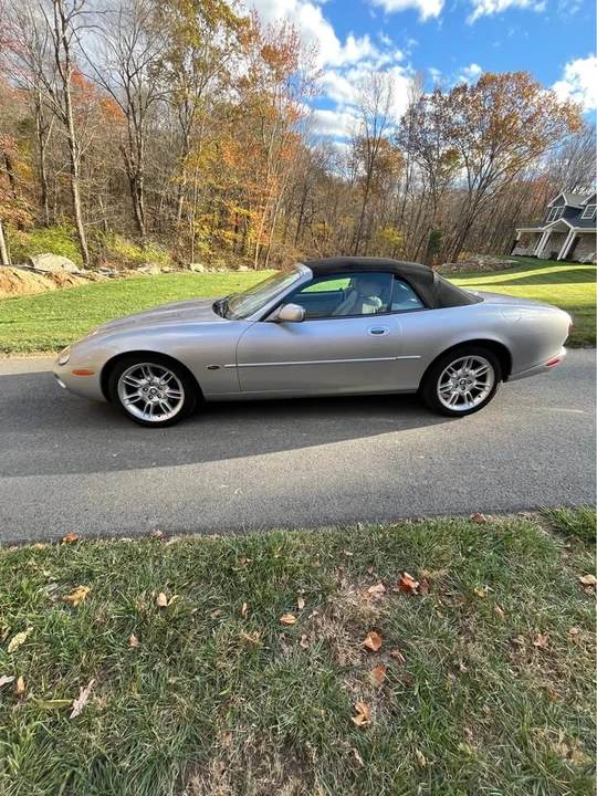2002 Jaguar X100 XK8 - Image 3 of 6