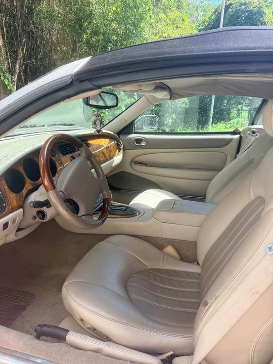 2002 Jaguar X100 XK8 - Image 4 of 9