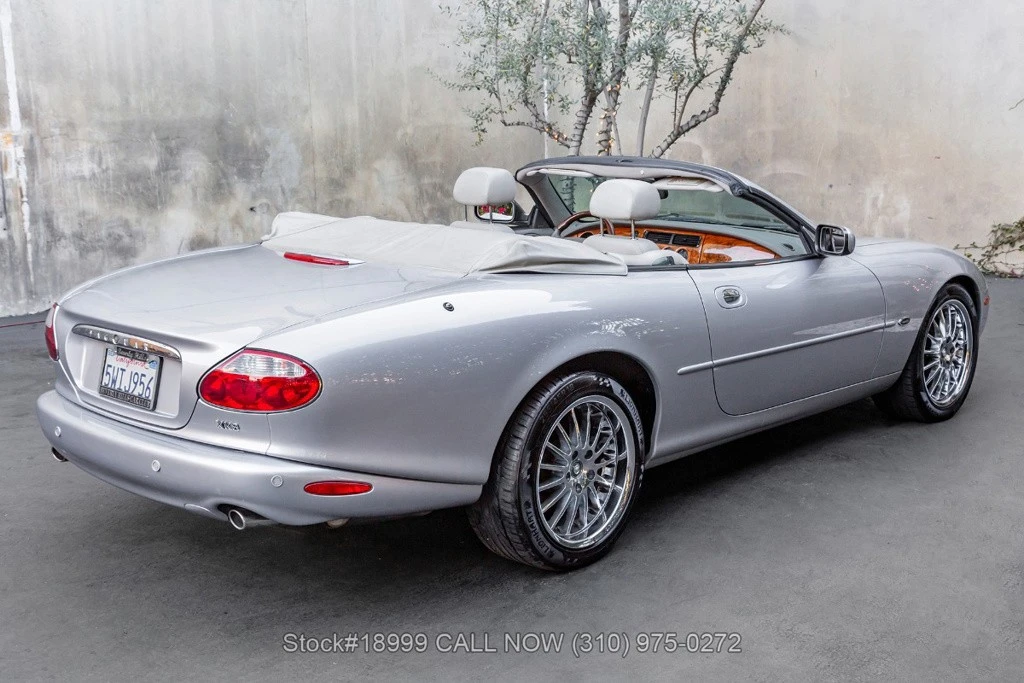 2002 Jaguar X100 XK8 - Image 5 of 12
