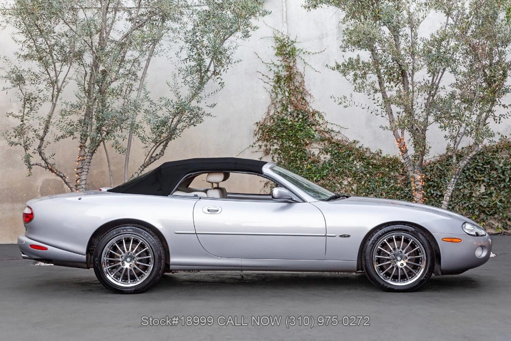 2002 Jaguar X100 XK8 - Image 10 of 12