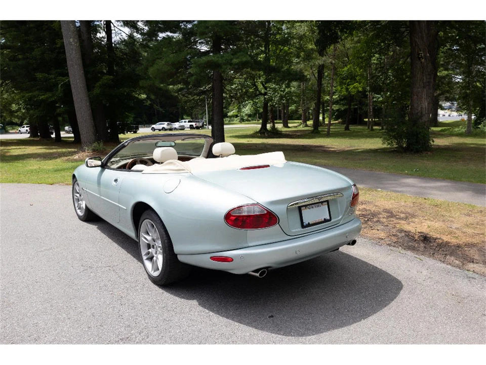 2002 Jaguar X100 XK8 - Image 5 of 31