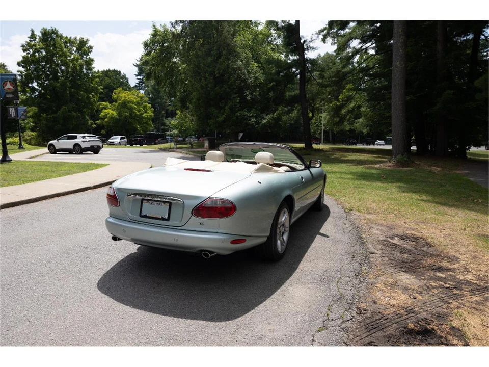 2002 Jaguar X100 XK8 - Image 7 of 31