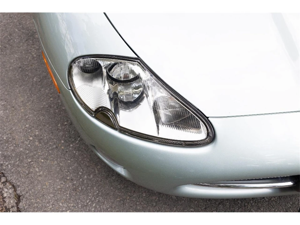 2002 Jaguar X100 XK8 - Image 16 of 31