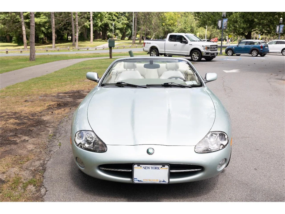 2002 Jaguar X100 XK8 - Image 22 of 31