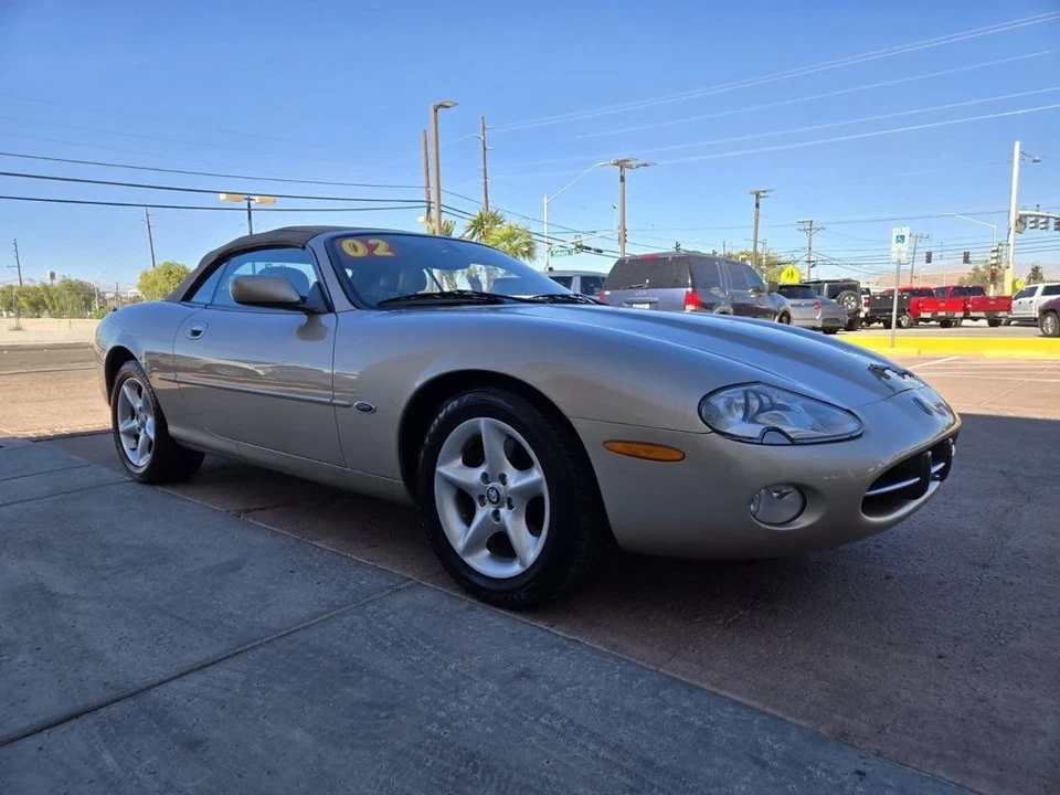 2002 Jaguar X100 XK8 - Image 3 of 12