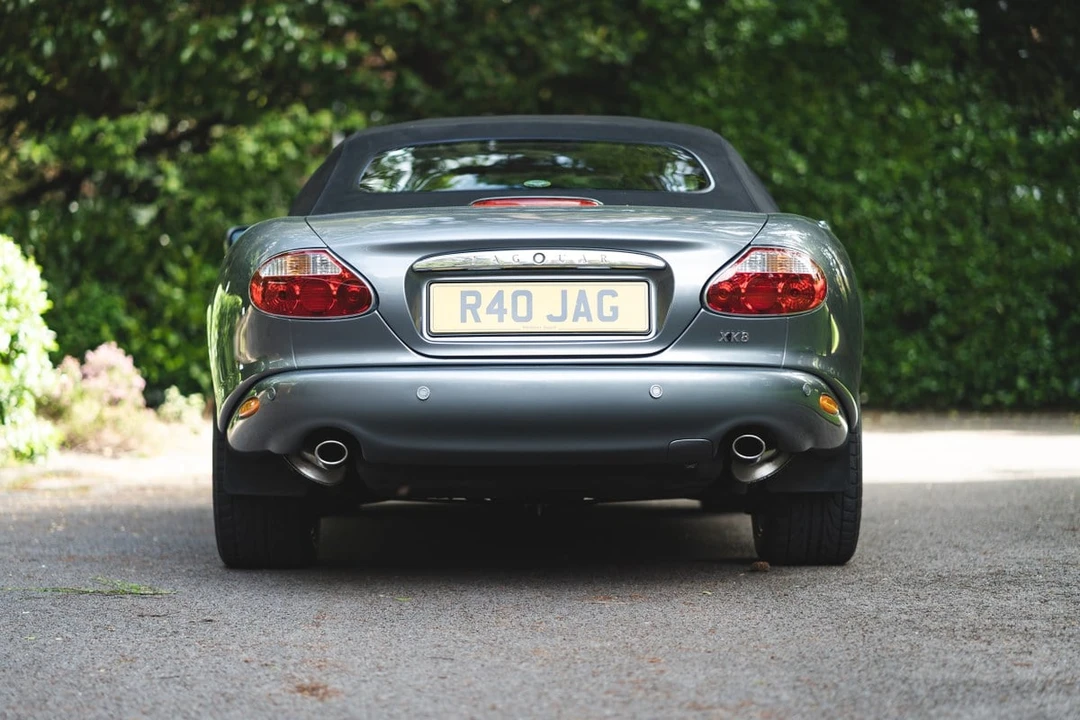 2002 Jaguar X100 XK8 - Image 11 of 30