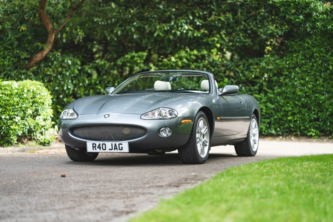 2002 Jaguar X100 XK8 - Image 2 of 30
