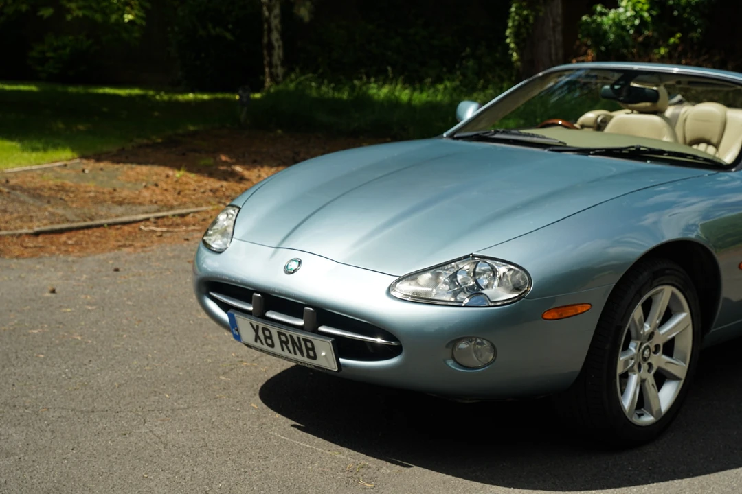 2002 Jaguar X100 XK8 - Image 14 of 31