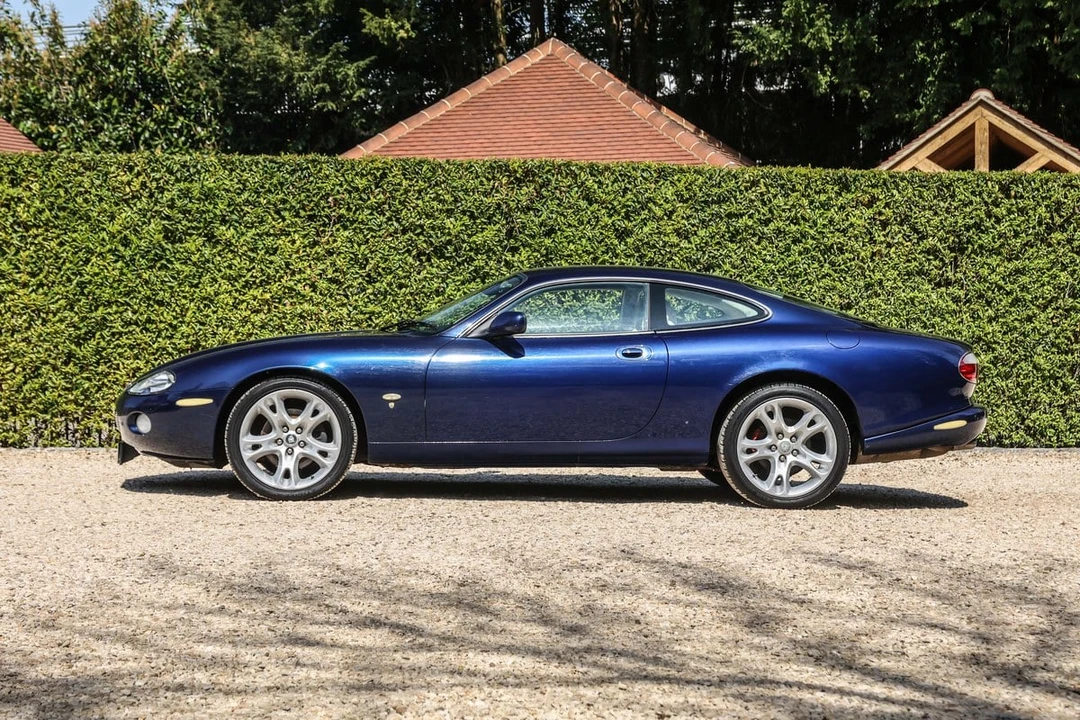 2002 Jaguar X100 XK8 - Image 6 of 30