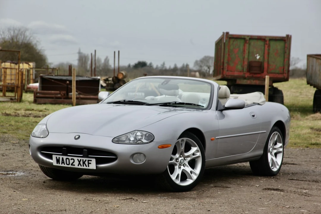 2002 Jaguar X100 XK8 - Image 5 of 30