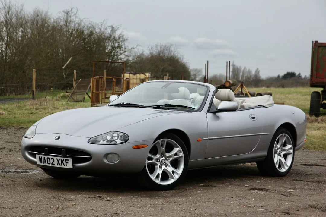 2002 Jaguar X100 XK8 - Image 2 of 30