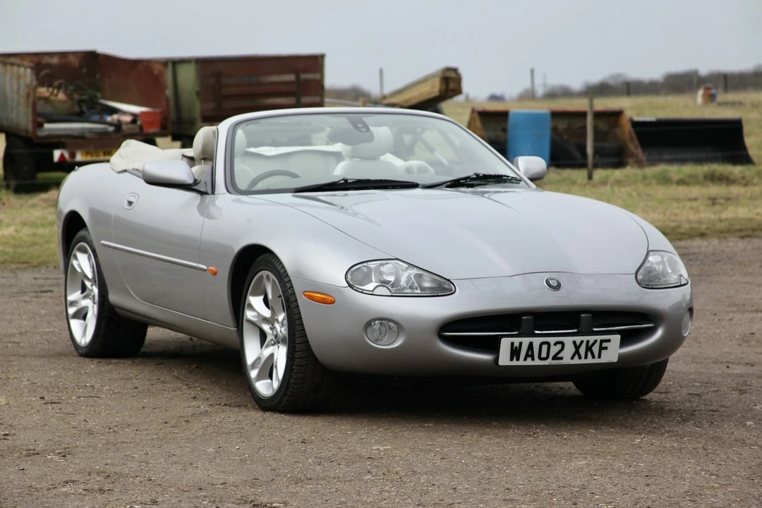 2002 Jaguar X100 XK8 - Image 6 of 30