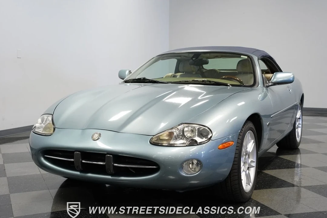 2002 Jaguar X100 XK8 - Image 19 of 21