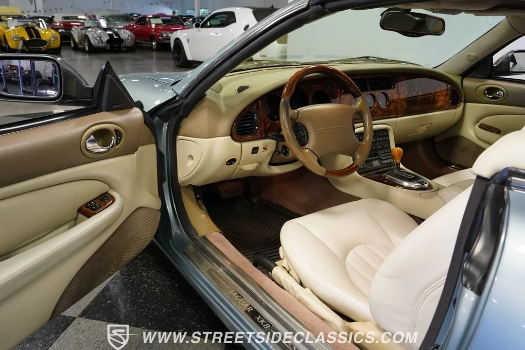 2002 Jaguar X100 XK8 - Image 5 of 21
