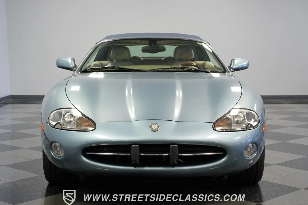 2002 Jaguar X100 XK8 - Image 18 of 21