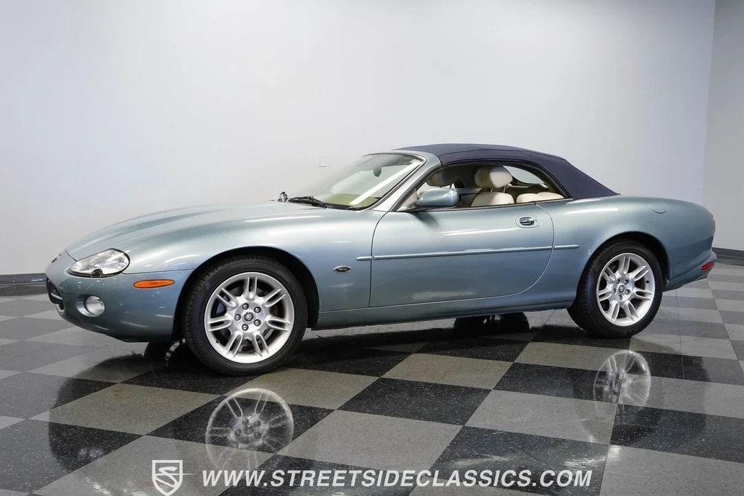 2002 Jaguar X100 XK8 - Image 7 of 21
