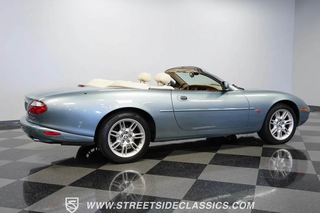 2002 Jaguar X100 XK8 - Image 14 of 21